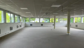  BUREAUX 380 m² NANTES