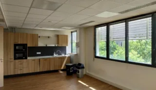  BUREAUX RENNES 676 m²