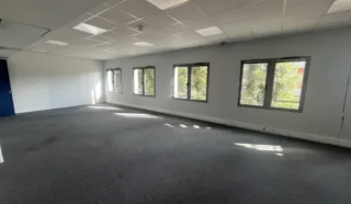  BUREAUX 694 M² ORVAULT