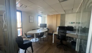  BUREAUX 199 M² VERTOU