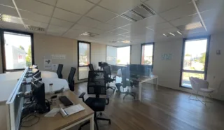  BUREAUX 199 M² VERTOU