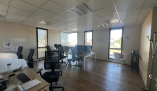  BUREAUX 199 M² VERTOU