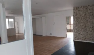  LOCAUX D'ACTIVITES 300 m² QUIMPER
