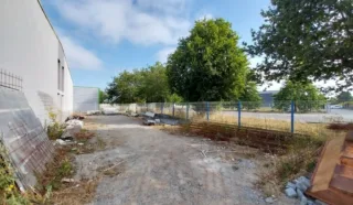  LOCAUX D'ACTIVITÉS 300 M² PONTCHATEAU