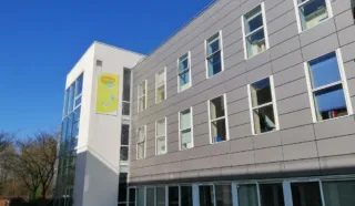  BUREAUX 233 m² RENNES