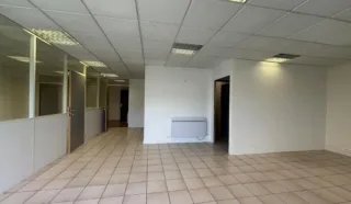  LOCAL D’ACTIVITÉS 346 m² ORVAULT