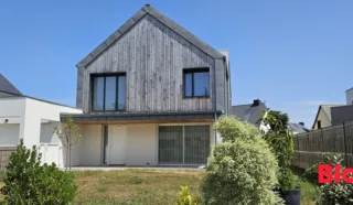 Maison 6 pièce(s)