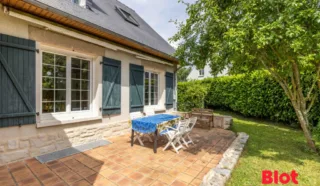 Maison 6 pièce(s)