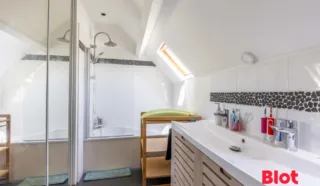 Maison 4 pièce(s)