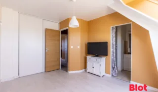 Maison 6 pièce(s)