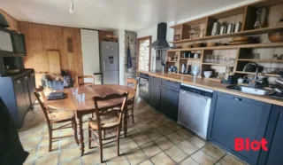 Maison 6 pièce(s)