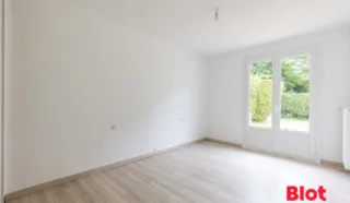 Maison 6 pièce(s)