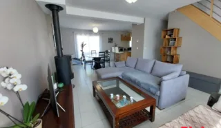 Maison 6 pièce(s)