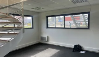  BUREAUX 260 m² LIFFRE