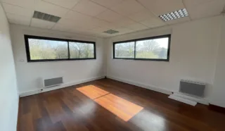  BUREAUX 260 m² LIFFRE