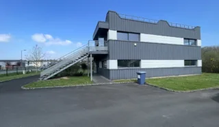  BUREAUX 260 m² LIFFRE