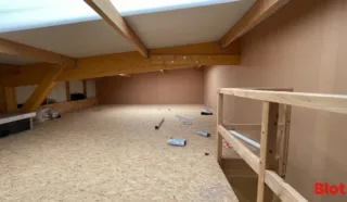  LOCAUX D'ACTIVITÉS 140 M² GUERANDE