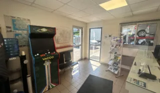  LOCAL D'ACTIVITES PACE 800 m²