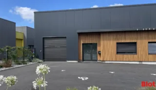  LOCAUX D'ACTIVITÉS 140 M² GUERANDE