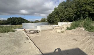  LOCAUX D'ACTIVITÉS 251 M² PUCEUL