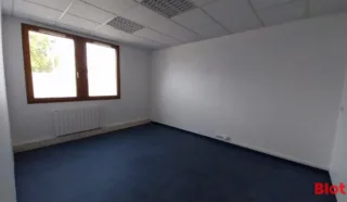  BUREAUX 258 M² NANTES
