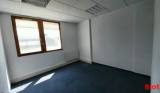  BUREAUX 258 M² NANTES