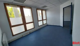  BUREAUX 258 M² NANTES