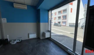  LOCAUX COMMERCIAUX 100 M² SAINT BREVIN LES PINS