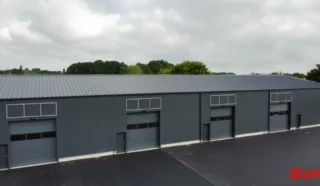  LOCAL D'ACTIVITES 212 M² QUESSOY