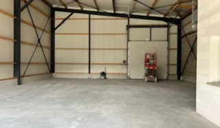  LOCAL D'ACTIVITES 212 M² QUESSOY