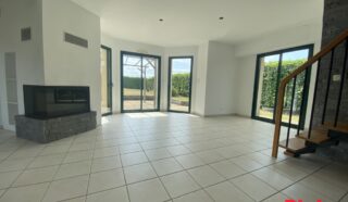 Maison 6 pièce(s)