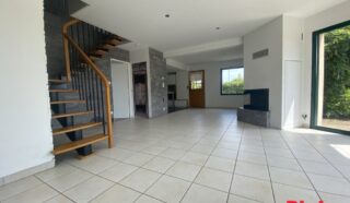 Maison 6 pièce(s)