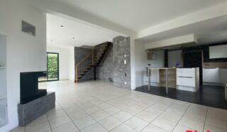 Maison 6 pièce(s)