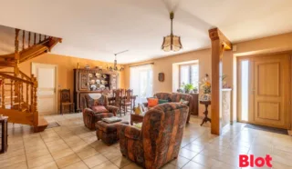 Maison 4 pièce(s)