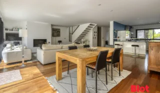 Maison 6 pièce(s)