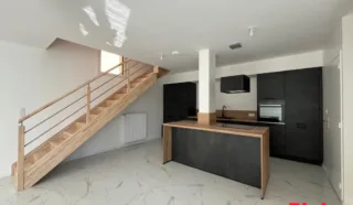Maison 4 pièce(s)