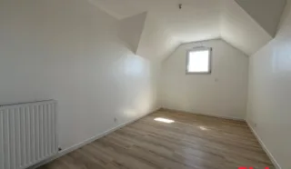 Maison 4 pièce(s)