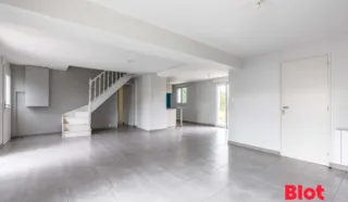 Maison 6 pièce(s)