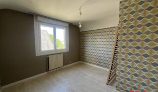 Maison 6 pièce(s)