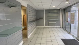  LOCAL COMMERCIAL / LOCAL PRO NANTES CENTRE VILLE 65 m² env