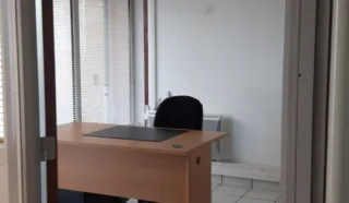  LOCAL COMMERCIAL / LOCAL PRO NANTES CENTRE VILLE 65 m² env