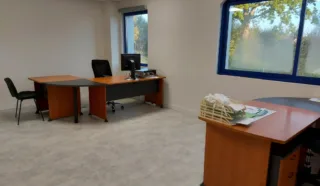  BUREAUX 295 M² TREILLIERES