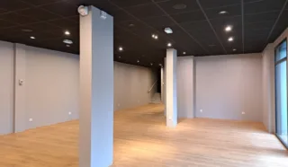  BUREAUX 116 m² FOUGERES