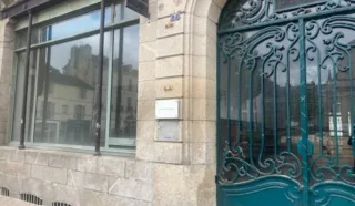  BUREAUX VANNES 120 m²