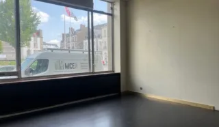  BUREAUX VANNES 120 m²