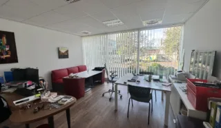  BUREAUX 128 m² SAINT-JACQUES-DE-LA-LANDE