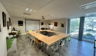  BUREAUX 128 m² SAINT-JACQUES-DE-LA-LANDE