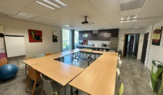  BUREAUX 128 m² SAINT-JACQUES-DE-LA-LANDE