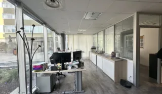  BUREAUX 128 m² SAINT-JACQUES-DE-LA-LANDE