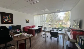  BUREAUX 128 m² SAINT-JACQUES-DE-LA-LANDE